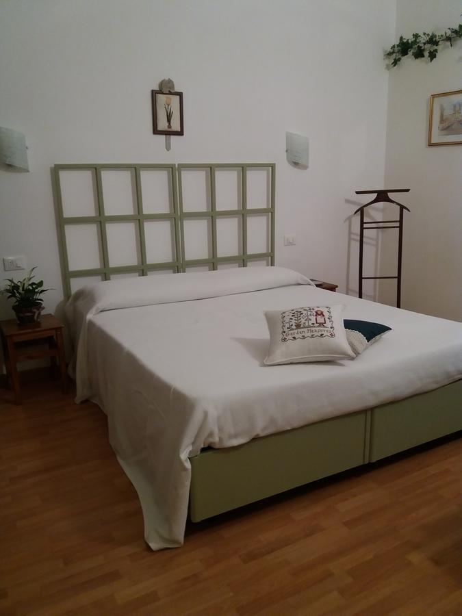 B&B Il Cortile Malpensa Casorate Sempione Екстер'єр фото